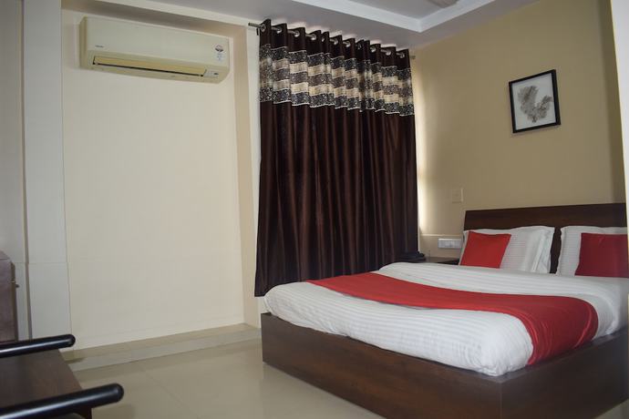 Imagen de la habitación del Hotel Vasundhra. Foto 10