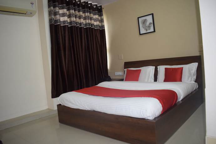 Imagen de la habitación del Hotel Vasundhra. Foto 18
