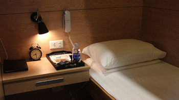 Imagen de los interiores del Hotel Vatc Sleeppod Terminal 1. Foto 15