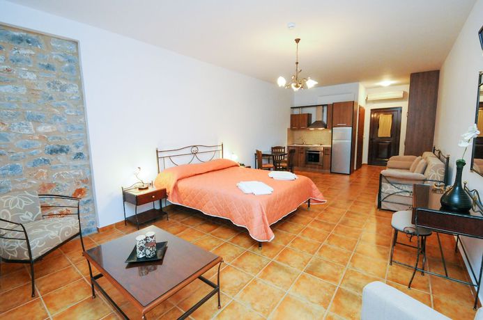 Imagen de la habitación del Hotel Vathi. Foto 8