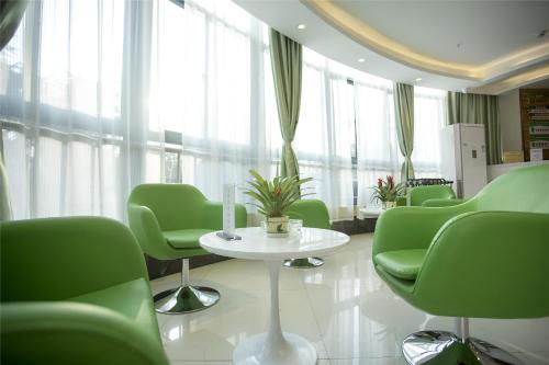Imagen general del Hotel Vatica Beijing Chaoyang West Dawang Rd Jiulongshan Metro Station. Foto 5