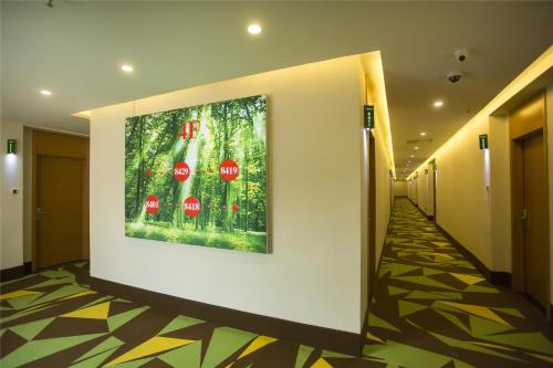 Imagen de la habitación del Hotel Vatica Beijing Chaoyang West Dawang Rd Jiulongshan Metro Station. Foto 9
