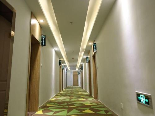 Imagen general del Hotel Vatica Hangzhou Linan Qianwang Street. Foto 12