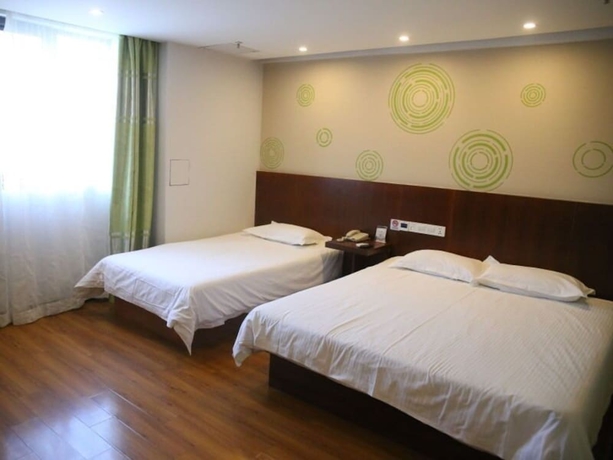 Imagen de la habitación del Hotel Vatica Shanghai International Tourism Resort Luoshan Road Subway Station Hotel. Foto 6