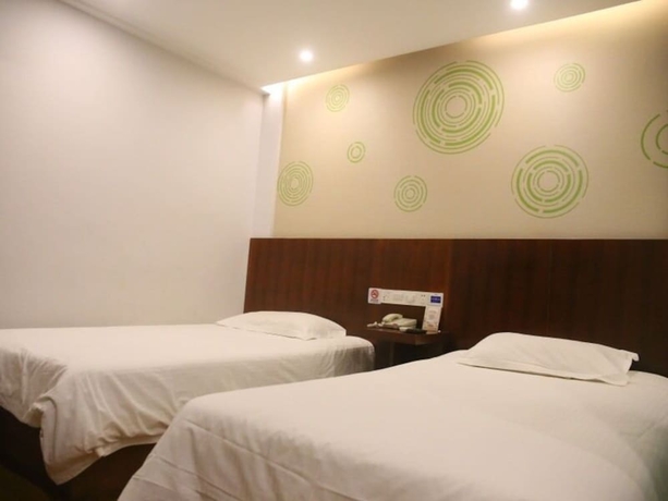 Imagen de la habitación del Hotel Vatica Shanghai International Tourism Resort Luoshan Road Subway Station Hotel. Foto 9