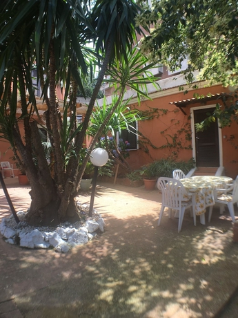 Imagen de la habitación del Hotel Vatican Garden House. Foto 18