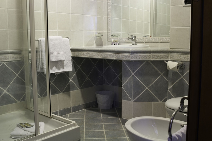 Imagen de la habitación del Hotel Vatican Garden Inn Rome. Foto 18