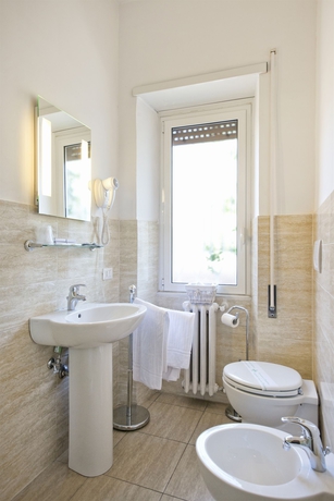 Imagen de la habitación del Hotel Vaticano84. Foto 10