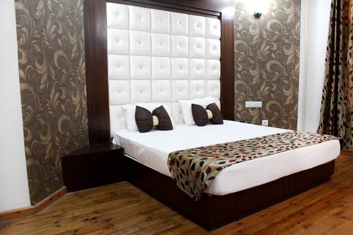Imagen de la habitación del Hotel Vatika. Foto 6