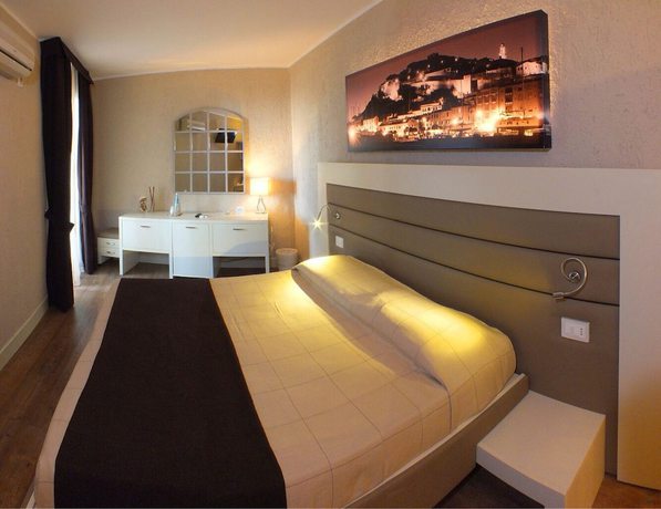 Imagen de la habitación del Hotel Vatluna. Foto 14