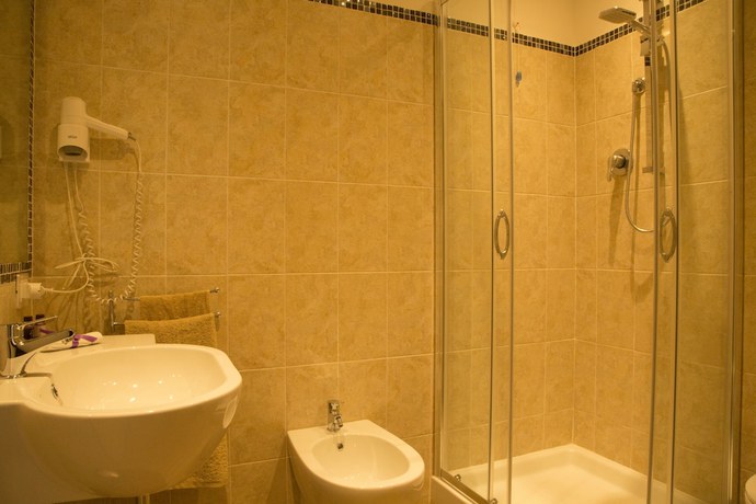 Imagen de la habitación del Hotel Vatluna. Foto 20