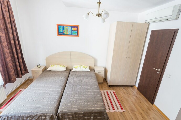 Imagen de la habitación del Hotel Vatra Accommodation. Foto 19