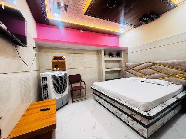 Imagen de la habitación del Hotel Vatsalya Bhawan Ayodhya. Foto 4