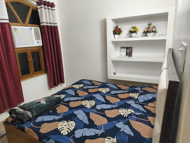 Imagen de la habitación del Hotel Vatsalya Bhawan Ayodhya. Foto 8