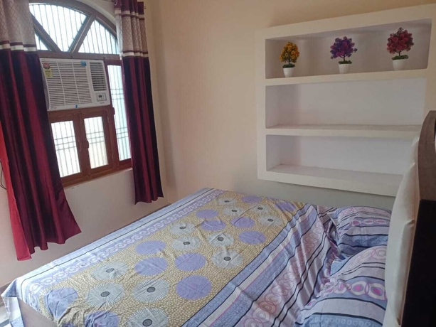 Imagen de la habitación del Hotel Vatsalya Bhawan Ayodhya. Foto 9