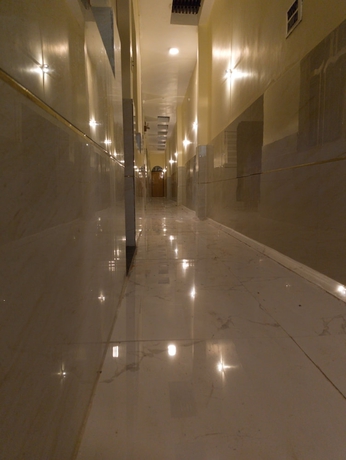 Imagen de los interiores del Hotel Vatsalya Bhawan Ayodhya. Foto 15