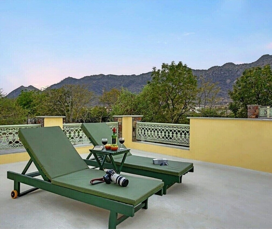 Imagen del bar/restaurante del Hotel Vatsalya Vihar - A Luxury Pool Villas Resort. Foto 2