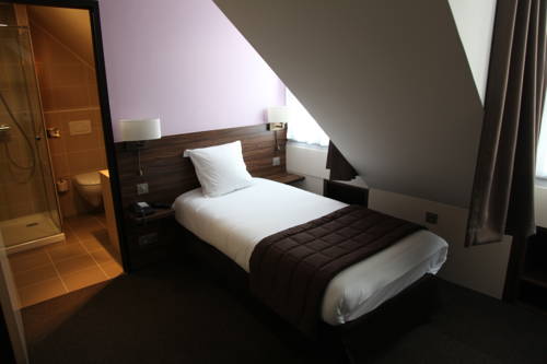 Imagen de la habitación del Hotel Vauban, BESANCON. Foto 13