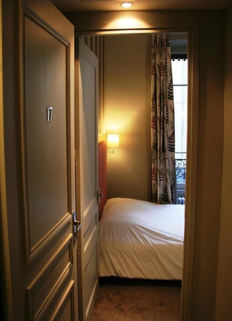 Imagen de la habitación del Hotel Vaubecour. Foto 9