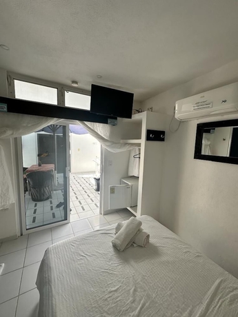 Imagen de la habitación del Hotel Vayor and Suites. Foto 6