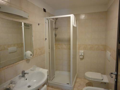 Imagen de la habitación del Hotel Vazzana. Foto 14