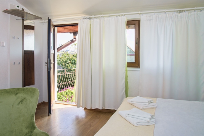 Imagen de la habitación del Hotel VeLa, Mal&yacute; Slavkov. Foto 16