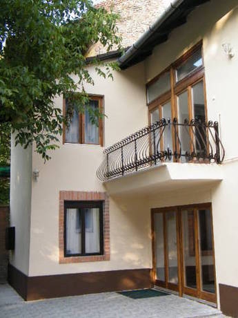 Imagen general del Hotel V&eacute;n Di&oacute;fa De Lux Panzi&oacute;. Foto 3