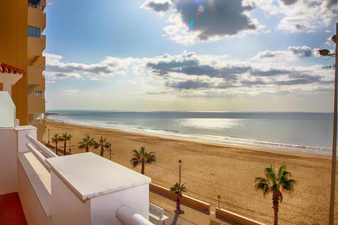 Imagen general del Hotel Vértice Chipiona Mar. Foto 8