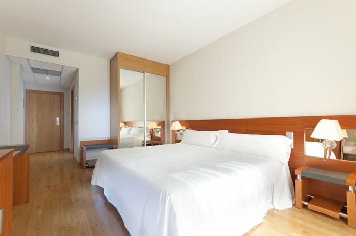 Imagen de la habitación del Hotel Vértice Índalo Almería. Foto 6