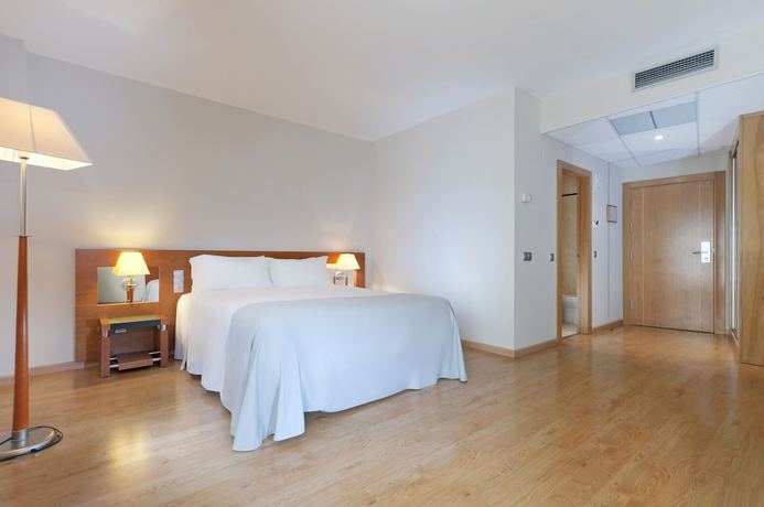 Imagen de la habitación del Hotel Vértice Índalo Almería. Foto 10