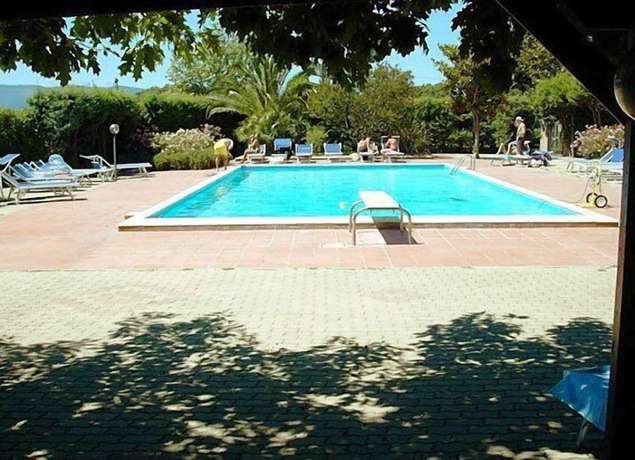 Imagen de la piscina del Hotel Vecchia Maremma. Foto 19