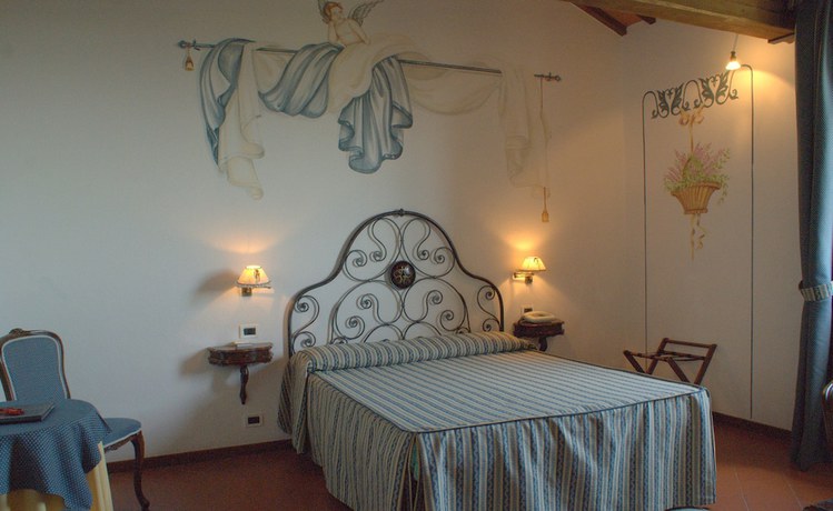 Imagen de la habitación del Hotel Vecchia Oliviera. Foto 5