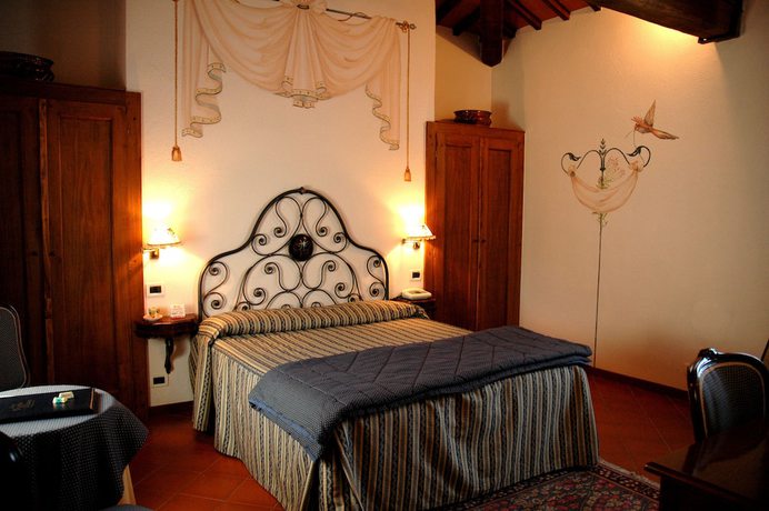 Imagen de la habitación del Hotel Vecchia Oliviera. Foto 13