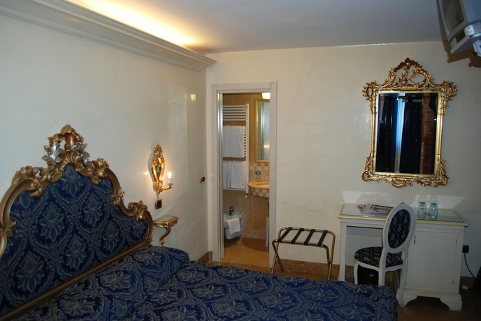 Imagen de la habitación del Hotel Vecellio. Foto 5