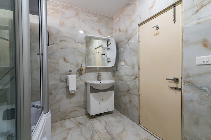 Imagen de la habitación del Hotel Vedalife Rejuvenation. Foto 12