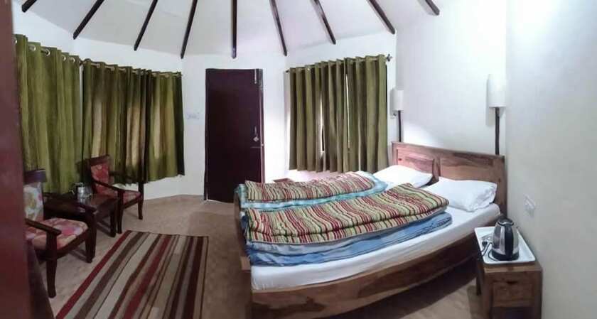 Imagen de la habitación del Hotel Vedant Valley Resort, Kund (Guptkashi). Foto 13