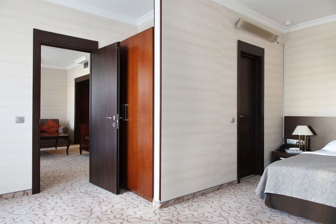 Imagen de los interiores del Hotel Vedensky. Foto 15