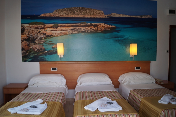 Imagen de la habitación del Hotel Vedr&aacute;. Foto 2