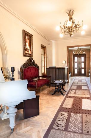 Imagen de los interiores del Hotel Vedzisi Garden. Foto 19