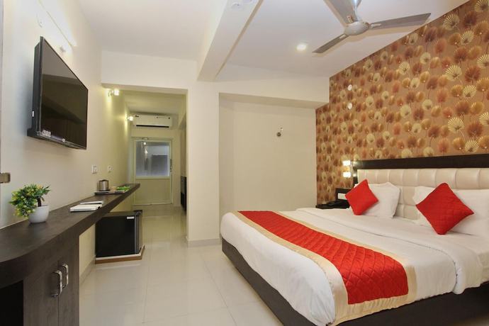 Imagen de la habitación del Hotel Vee Suites Bangalore. Foto 1