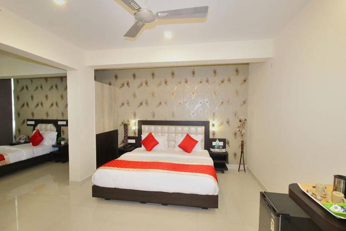 Imagen de la habitación del Hotel Vee Suites Bangalore. Foto 9