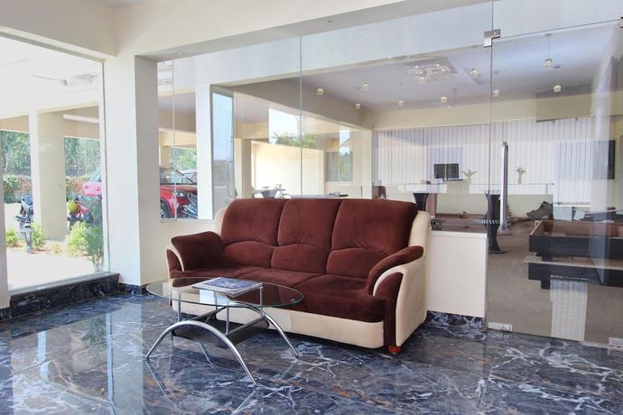 Imagen de los interiores del Hotel Vee Suites Bangalore. Foto 20