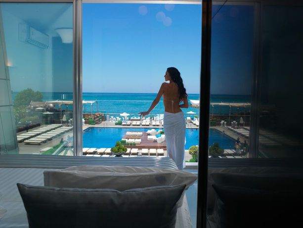Imagen del bar/restaurante del Hotel Veer Luxury Boutique and Resort. Foto 2
