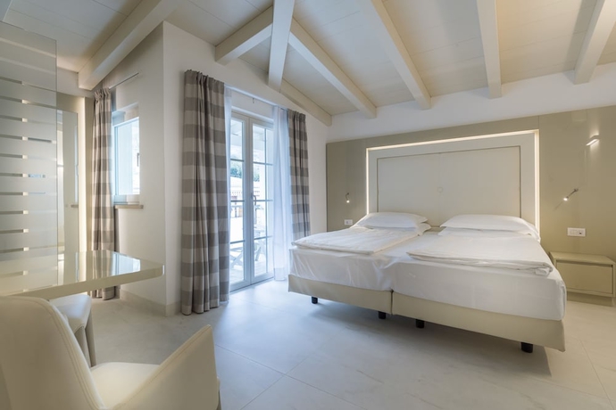 Imagen de la habitación del Hotel Vega, Malcesine. Foto 3