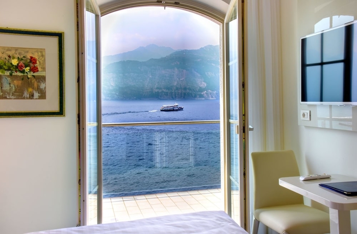 Imagen de la habitación del Hotel Vega, Malcesine. Foto 7