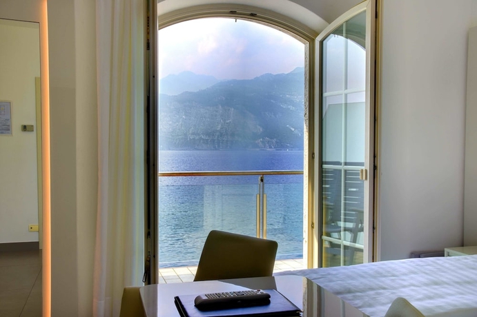 Imagen de la habitación del Hotel Vega, Malcesine. Foto 16