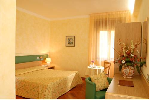 Imagen de la habitación del Hotel Vega Perugia. Foto 2