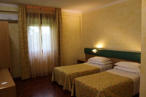 Imagen de la habitación del Hotel Vega Perugia. Foto 10