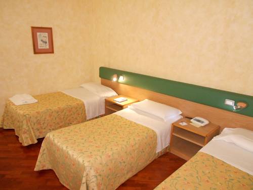 Imagen de la habitación del Hotel Vega Perugia. Foto 15