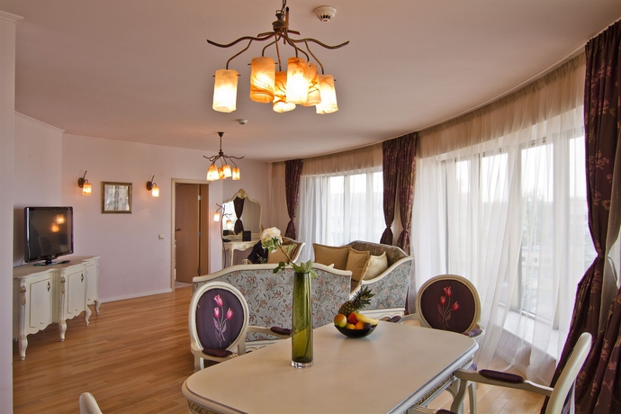 Imagen de los interiores del Hotel Vega Sofia. Foto 8